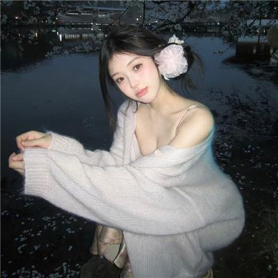 皎洁的月亮
